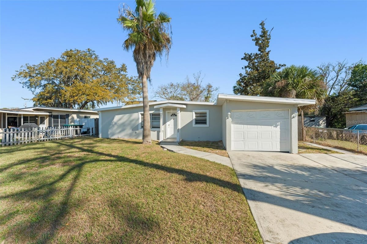 2217 PEMBROOK DRIVE ORLANDO FL 32810 — photo 2