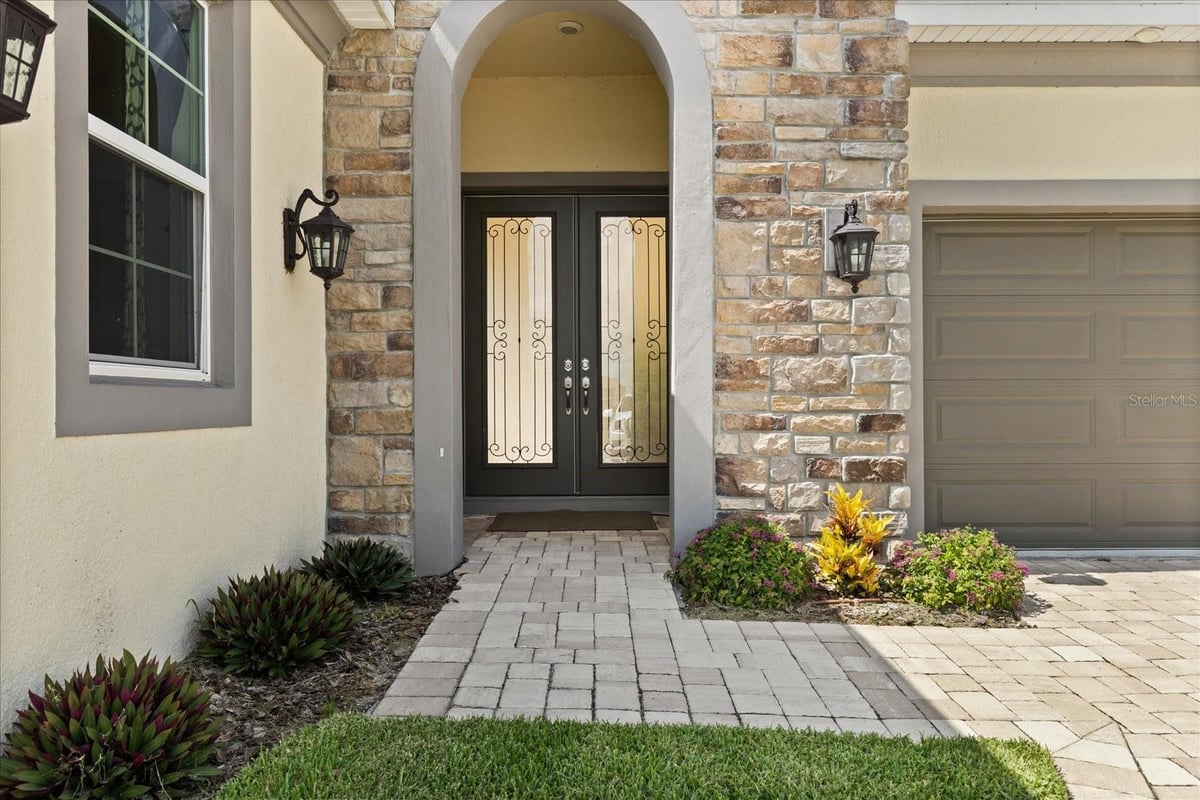 8297 IVY STARK BOULEVARD WESLEY CHAPEL FL 33545 — photo 2