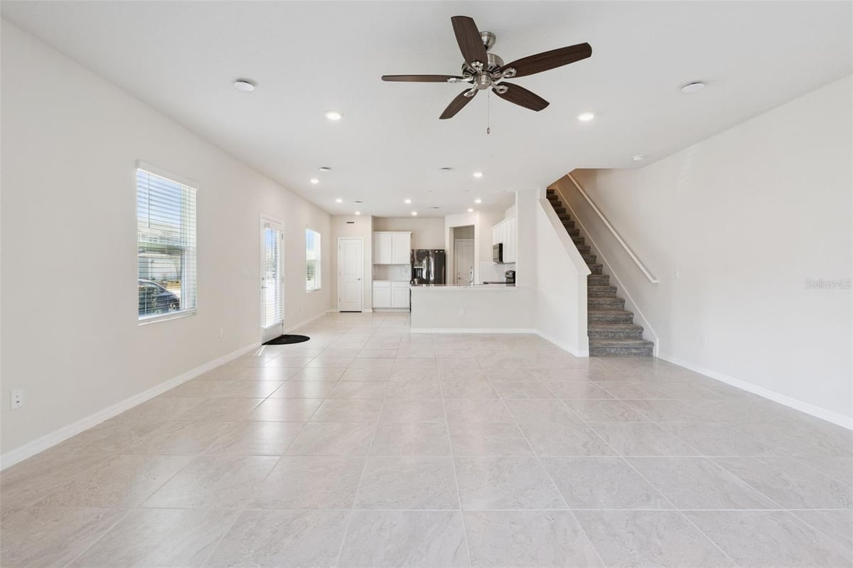 4501 SPARKLING SHELL AVENUE KISSIMMEE FL 34746 — photo 2