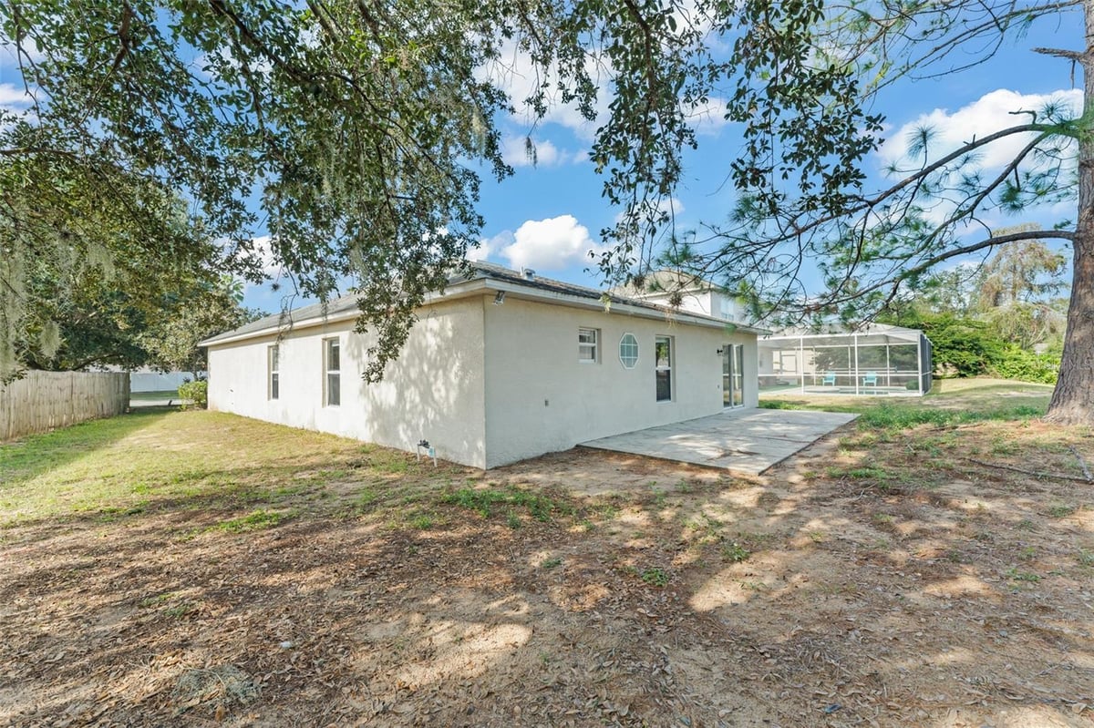 881 VANDERBILT DRIVE EUSTIS FL 32726 — photo 34