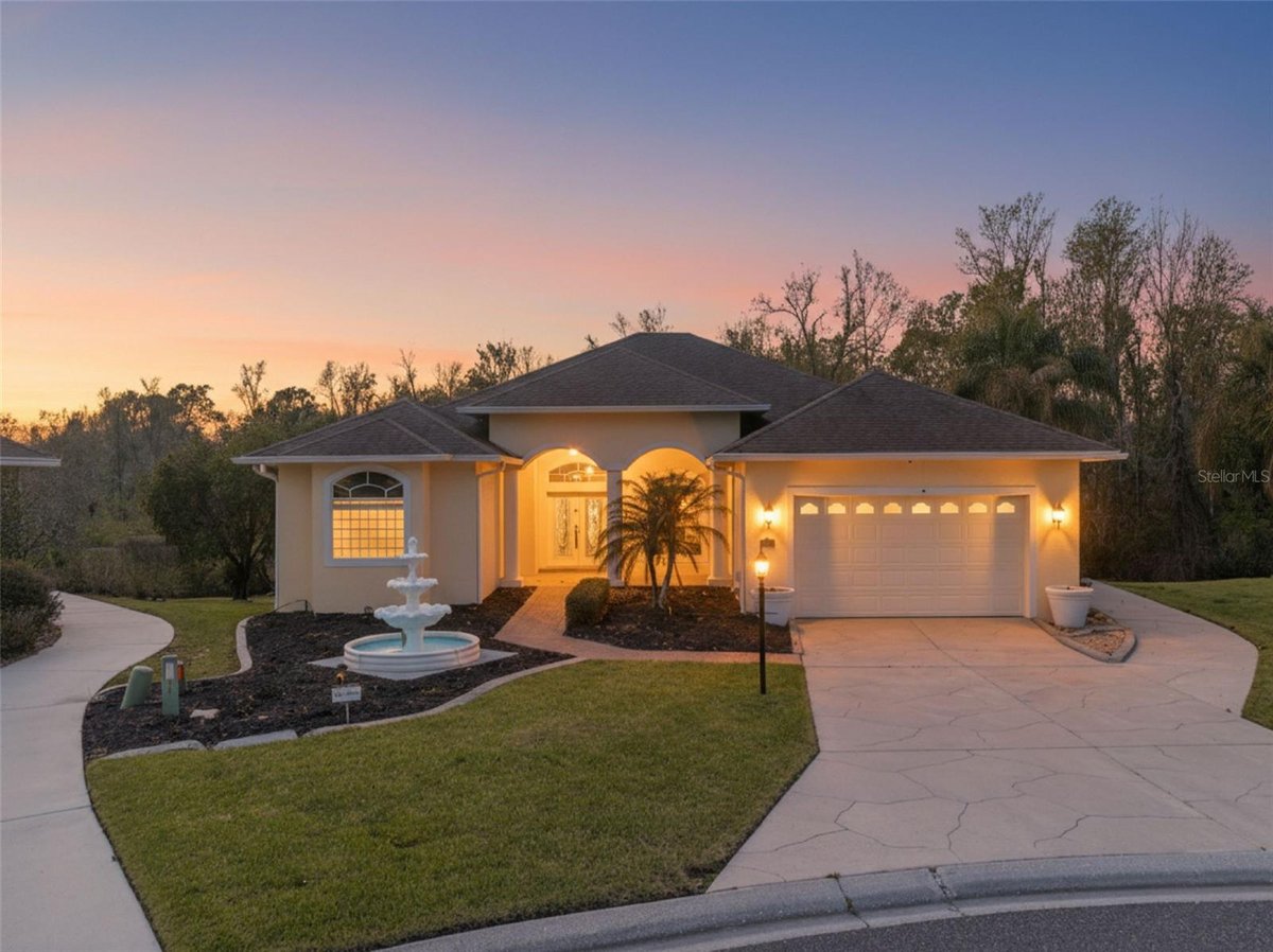 6410 BENDELOW DRIVE LAKELAND FL 33810 — photo 2