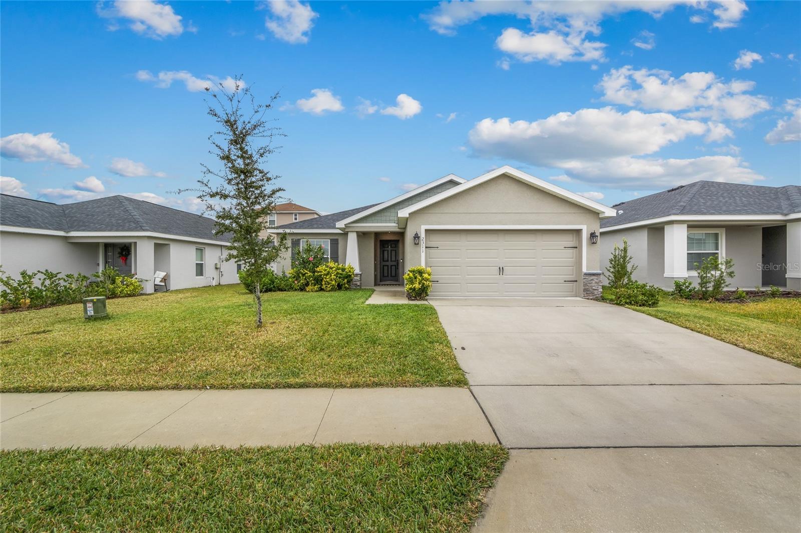 2311 SUNSET — photo 2