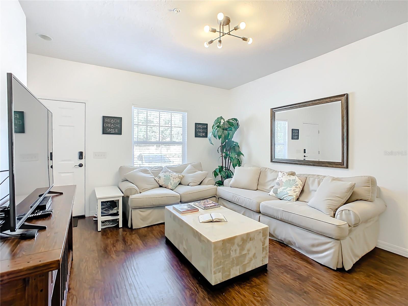 5362 DIPLOMAT CT 103 — photo 2